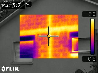 Affichage thermographique d'un mur de maison